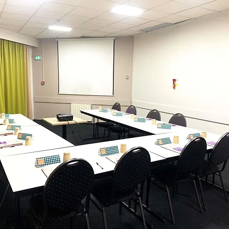 Ibis Styles Rouen Nord-barentin Hotel 3*