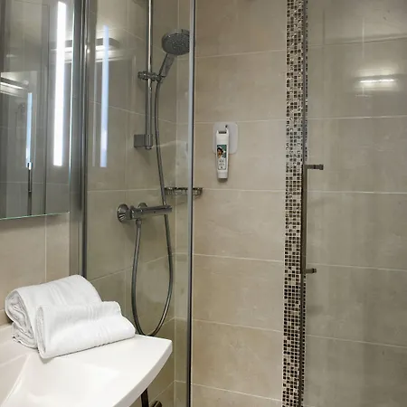מלון Ibis Styles Rouen Nord-barentin 3*