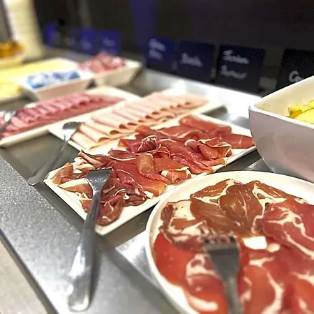 Ibis Styles Rouen Nord-barentin