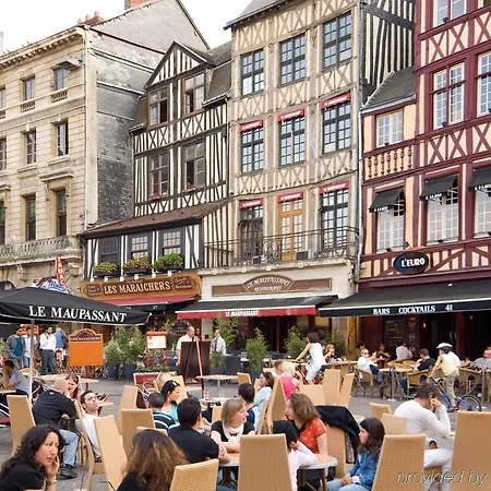Ibis Styles Rouen Nord-barentin מלון