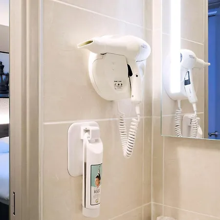 Hotel Ibis Styles Rouen Nord-barentin 3*