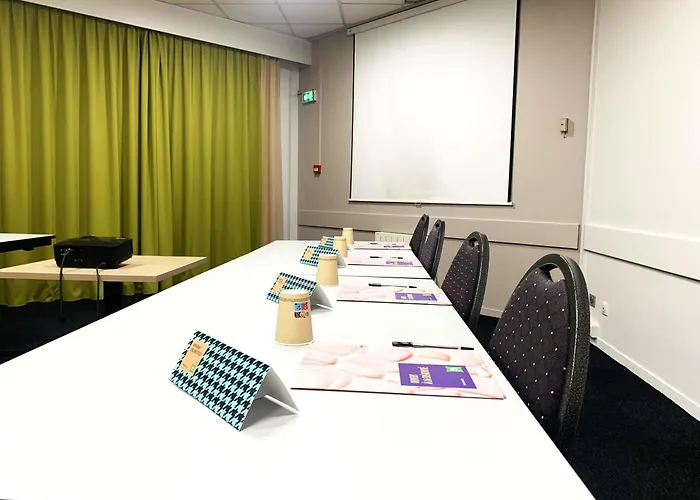 Hotel Ibis Styles Rouen Nord-barentin 3*