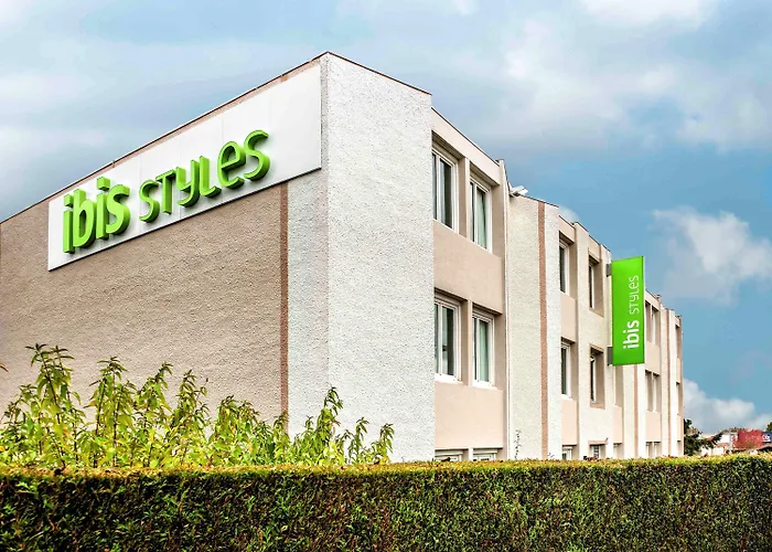 Ibis Styles Rouen Nord-barentin Hotel